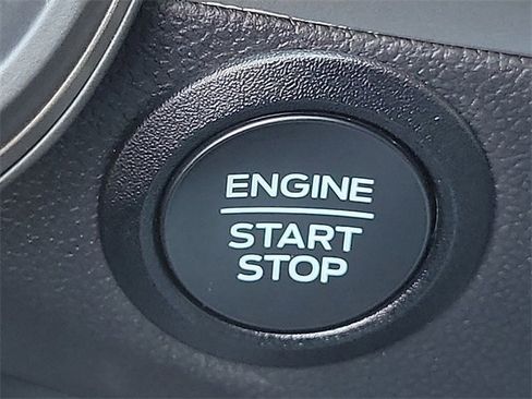 Used 2025 Ford Escape Active image 9