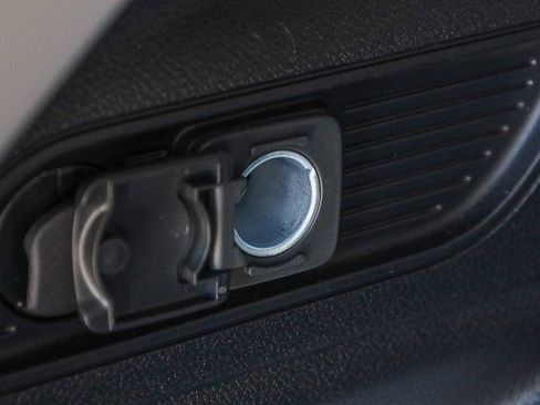 Used 2023 Jeep Grand Cherokee Limited image 33