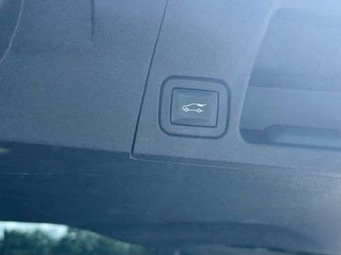 Used 2019 GMC Acadia SLE FWD image 6