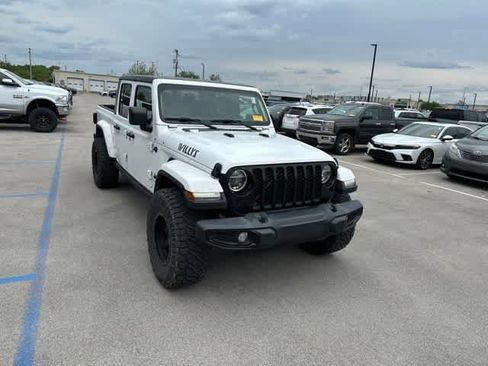 Used 2021 Jeep Gladiator Sport AWD/4WD image 22