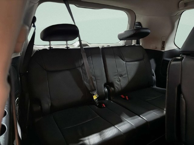 Used 2019 Lexus LX 570 4WD w/ Luxury Package image 31