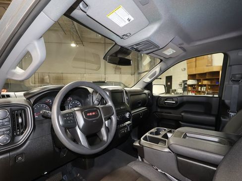 Used 2024 GMC Sierra 1500 Pro w/ Graphite Edition image 9