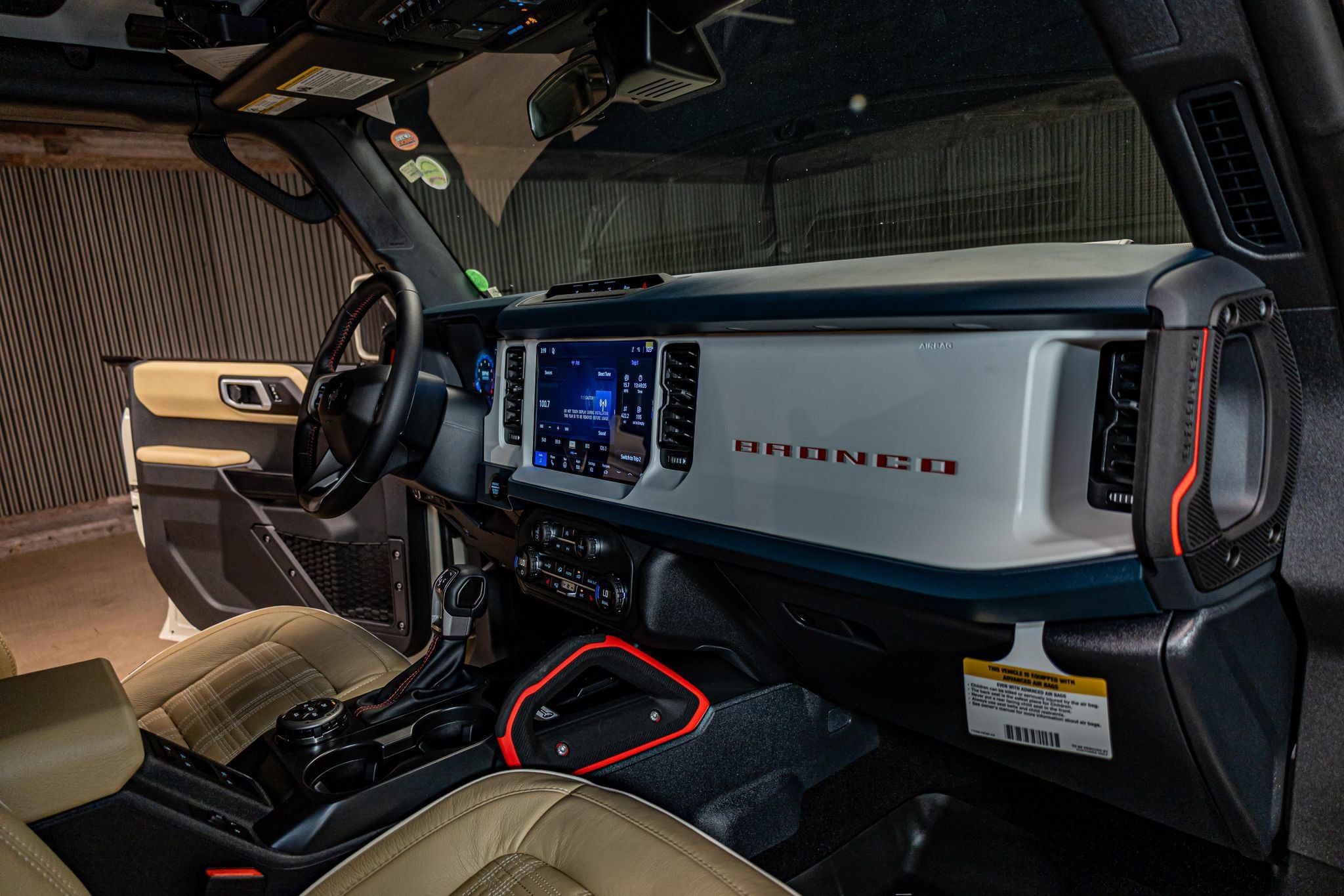 Used 2026 Ford Bronco Heritage Edition AWD/4WD image 16