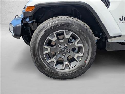 New 2026 Jeep Gladiator Sport image 9