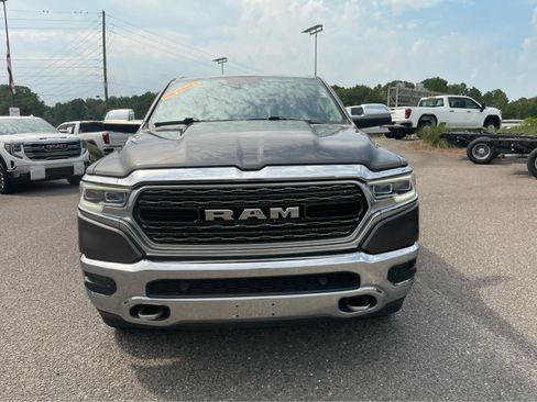 Used 2019 RAM 1500 Limited AWD/4WD image 2