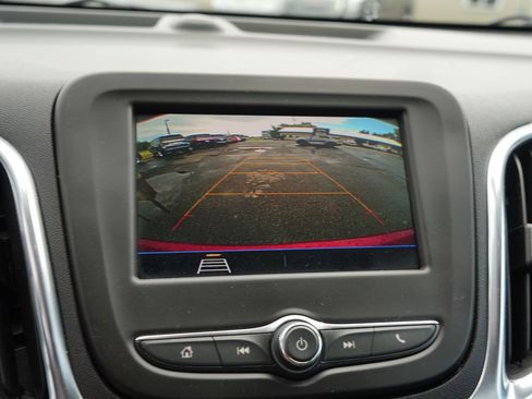 Used 2021 Chevrolet Equinox LT AWD/4WD image 28