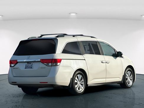 Used 2016 Honda Odyssey SE image 6