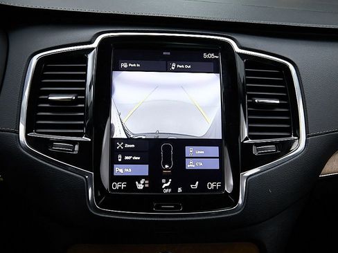 Used 2018 Volvo XC90 T6 Inscription w/ Convenience Package image 36