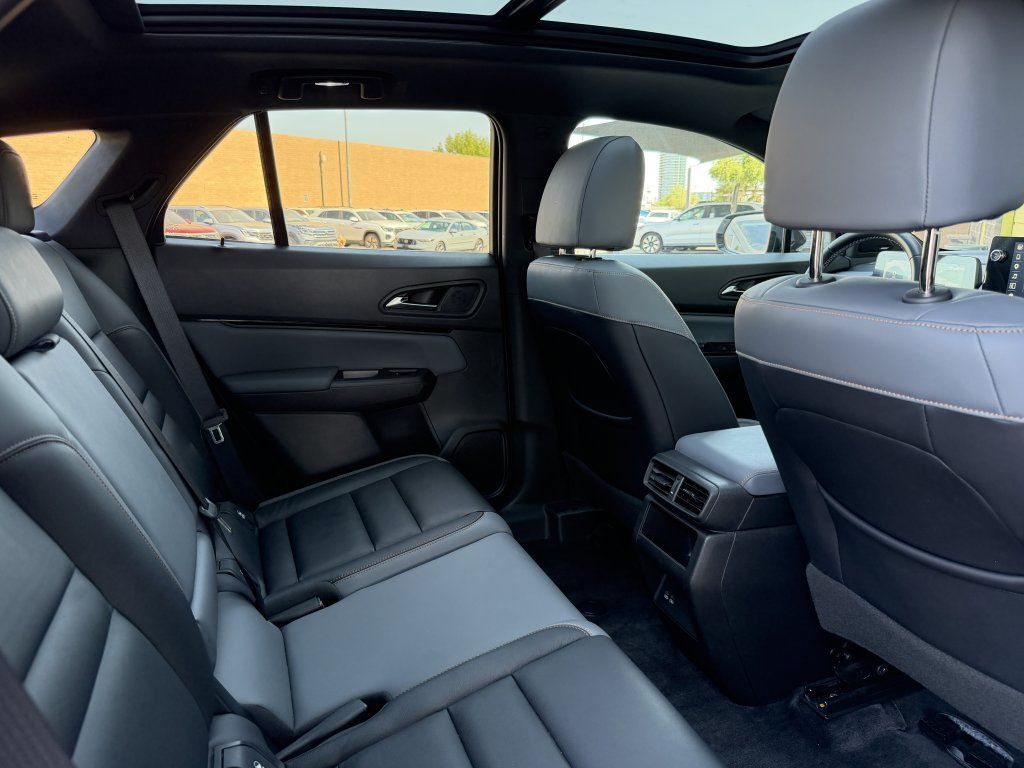 Used 2024 Honda Prologue Touring image 39