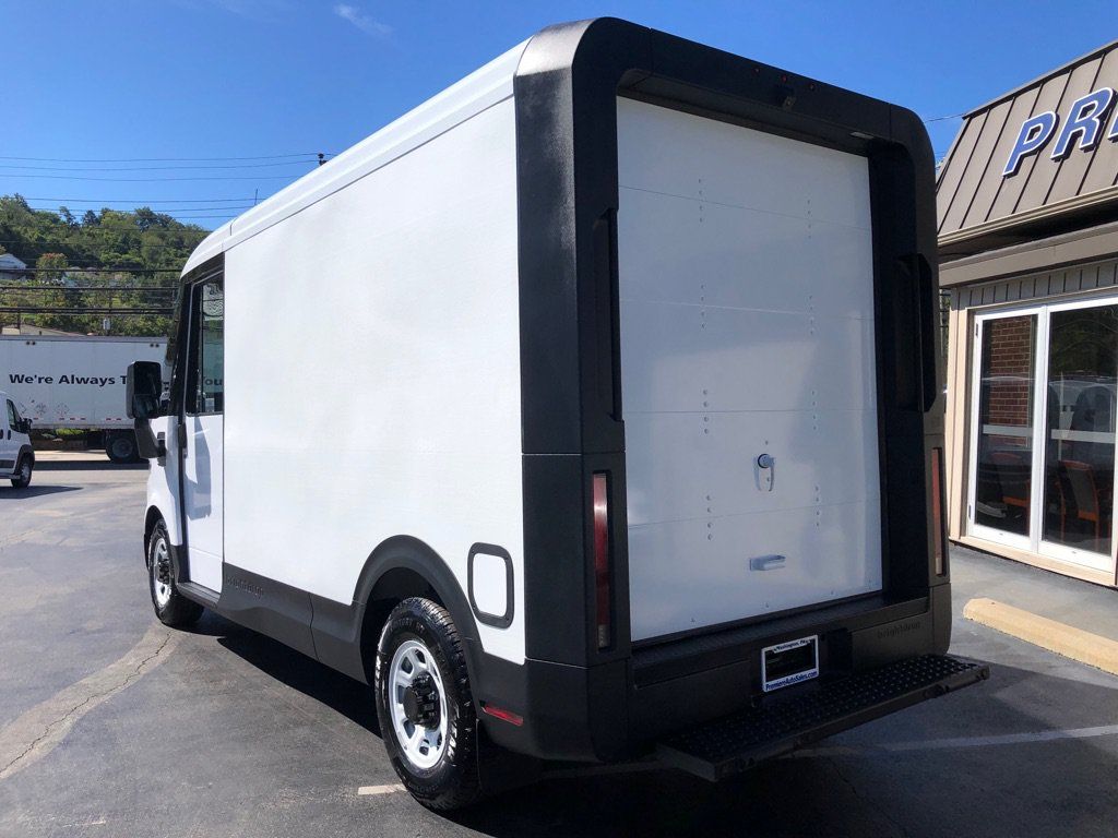 Used 2025 Chevrolet Brightdrop 400 w/ Power Door Package AWD/4WD image 4