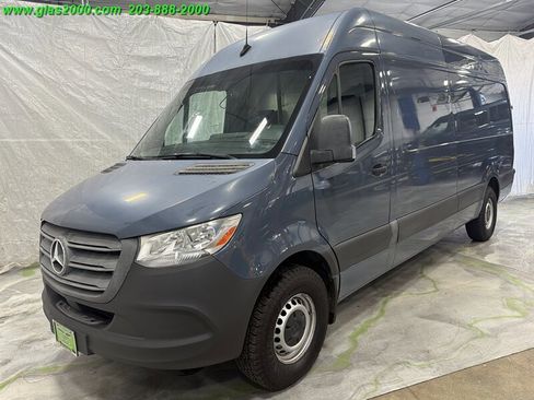 Used 2019 Mercedes-Benz Sprinter 170 image 1