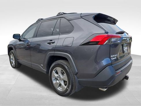 Used 2024 Toyota RAV4 XLE AWD/4WD image 10