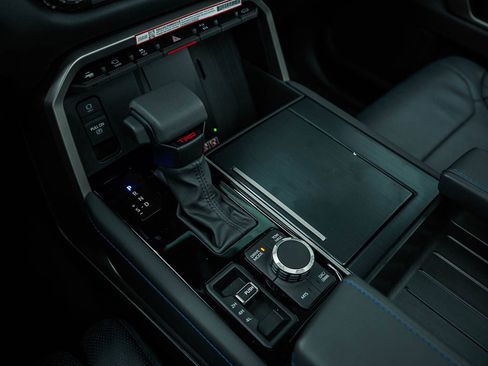 New 2026 Toyota Tundra Platinum image 25