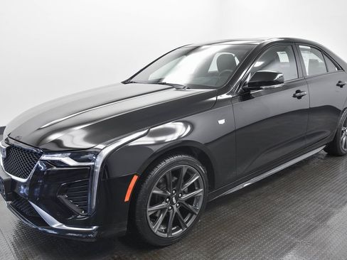 Used 2025 Cadillac CT4 Sport image 3