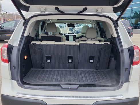 Certified 2024 Subaru Ascent Limited w/ Technology Package image 15