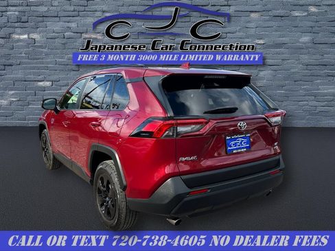 Used 2019 Toyota RAV4 LE w/ All Weather Liner Package AWD/4WD image 4