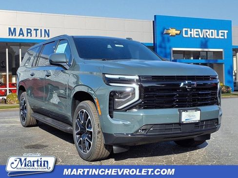 New 2026 Chevrolet Suburban RST image 1