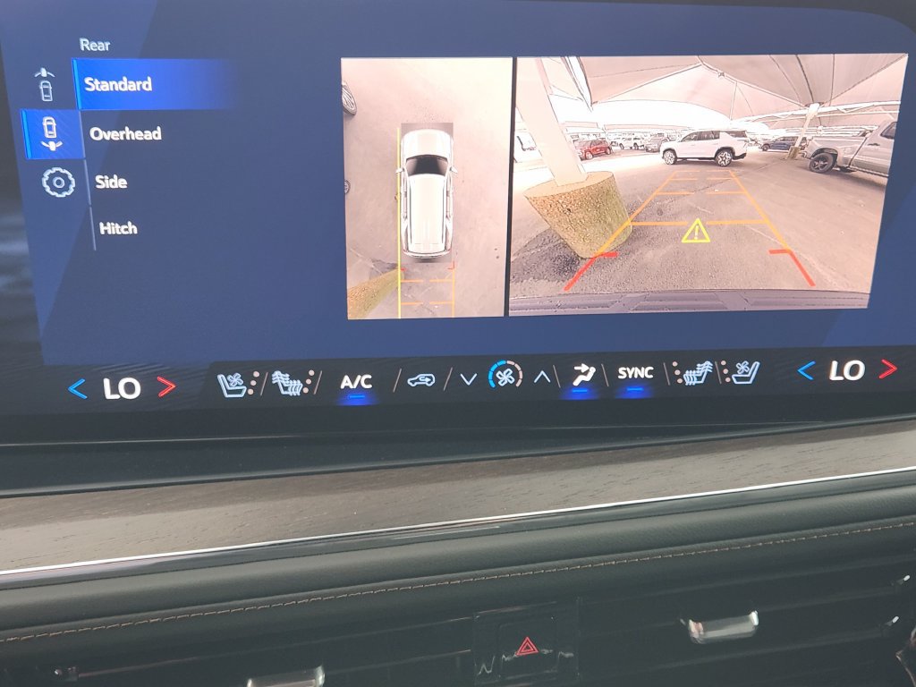 New 2026 Chevrolet Tahoe High Country AWD/4WD image 13