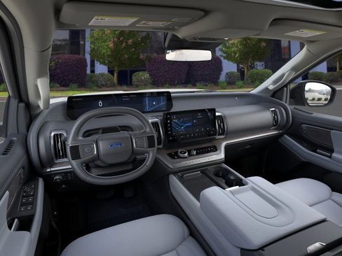 New 2026 Ford Expedition Max Platinum w/ Platinum Ultimate Package AWD/4WD image 40