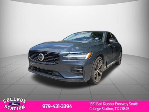 Used 2024 Volvo S60 B5 Core AWD/4WD image 3
