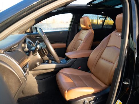 Used 2023 Cadillac XT4 Sport image 23