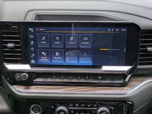 Used 2023 Chevrolet Silverado 1500 LT image 16