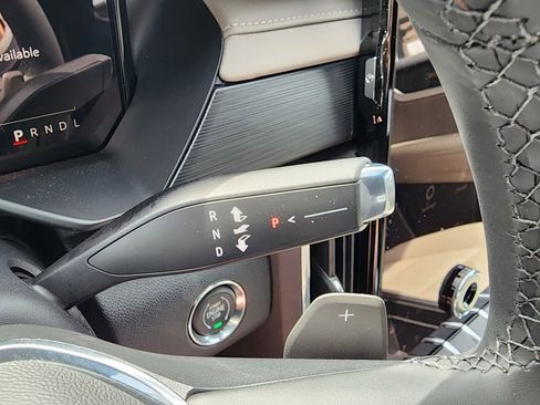 New 2026 GMC Acadia Elevation image 23