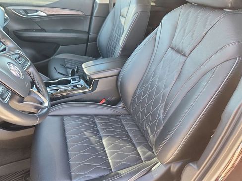 Used 2022 Buick Envision Avenir w/ Premium Seat Package image 20