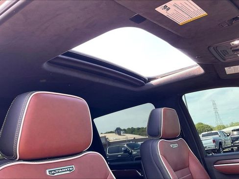 Used 2025 GMC Sierra 2500 Denali Ultimate image 30