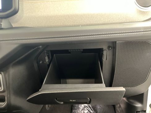 Used 2025 Jeep Wrangler Unlimited Sahara image 24