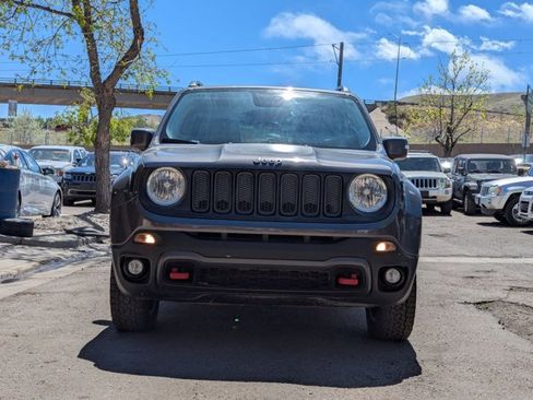 Used 2016 Jeep Renegade Trailhawk w/ Premium Trailhawk Package AWD/4WD image 2