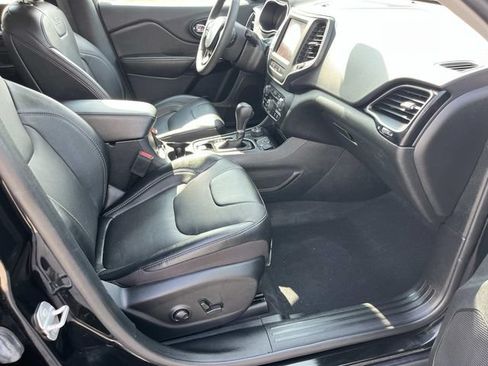 Used 2023 Jeep Cherokee Altitude Lux AWD/4WD image 25