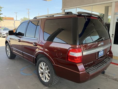 Used 2015 Ford Expedition Limited AWD/4WD image 4