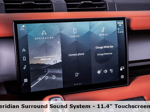 Used 2025 Land Rover Defender 110 image 22