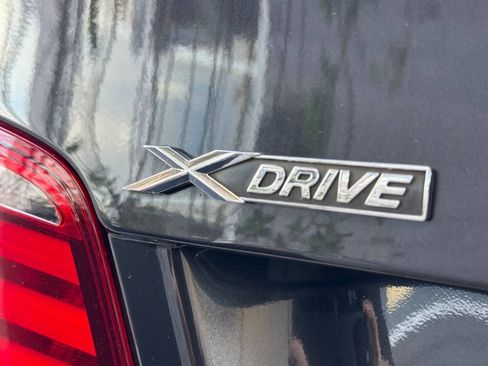 Used 2013 BMW 528i xDrive Sedan AWD/4WD image 29