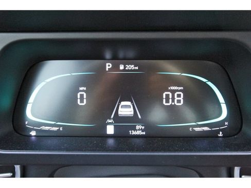 Certified 2025 Hyundai Elantra Sport FWD image 17
