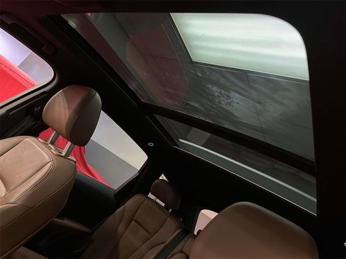 Used 2023 Audi Q7 2.0T Premium w/ Convenience Package image 12