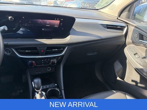 Used 2024 Buick Encore GX Sport Touring image 15