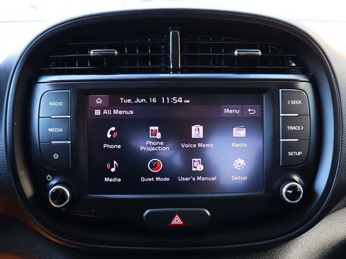 Used 2022 Kia Soul LX FWD image 48