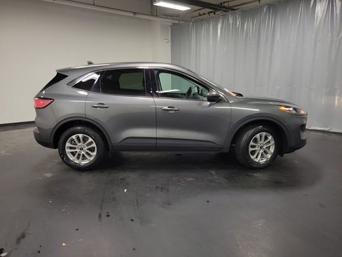 Used 2021 Ford Escape SE image 9