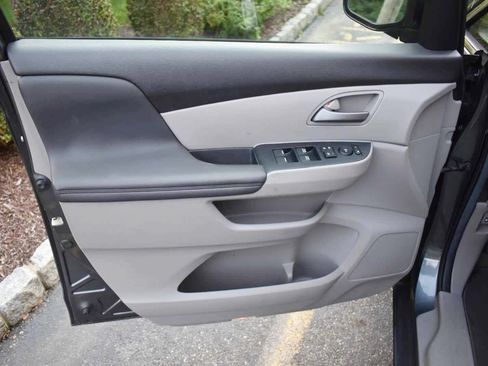 Used 2013 Honda Odyssey EX image 65