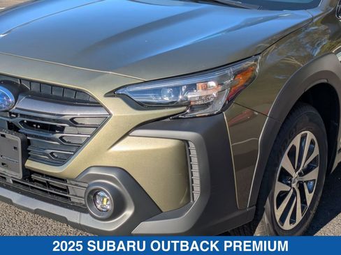 Certified 2025 Subaru Outback Premium image 10