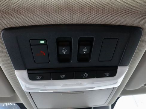 Certified 2025 Nissan Rogue SL w/ Tech Package AWD/4WD image 35