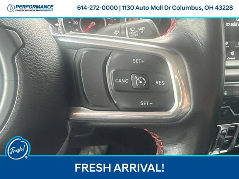 Used 2022 Jeep Gladiator Rubicon w/ LED Lighting Group AWD/4WD image 19
