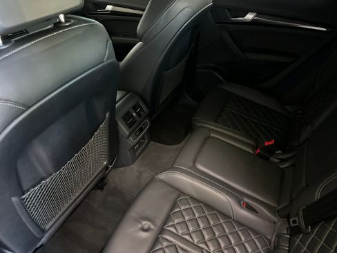 Used 2023 Audi SQ5 Premium Plus w/ Premium Plus Package AWD/4WD image 4