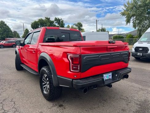 Used 2018 Ford F150 Raptor w/ Equipment Group 802A Luxury AWD/4WD image 3