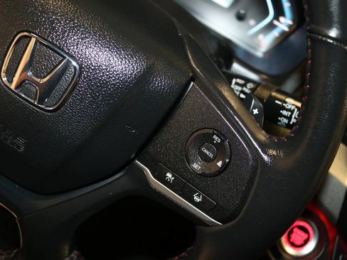 Used 2024 Honda Odyssey Sport image 45