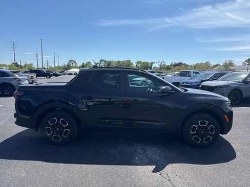 Used 2023 Hyundai Santa Cruz SEL Premium image 8