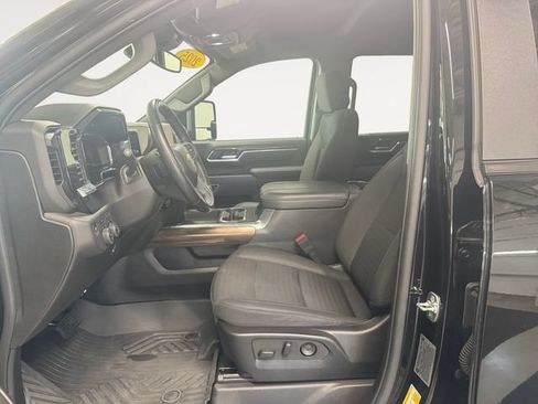 Used 2025 Chevrolet Silverado 2500 LT w/ All Star Edition AWD/4WD image 8