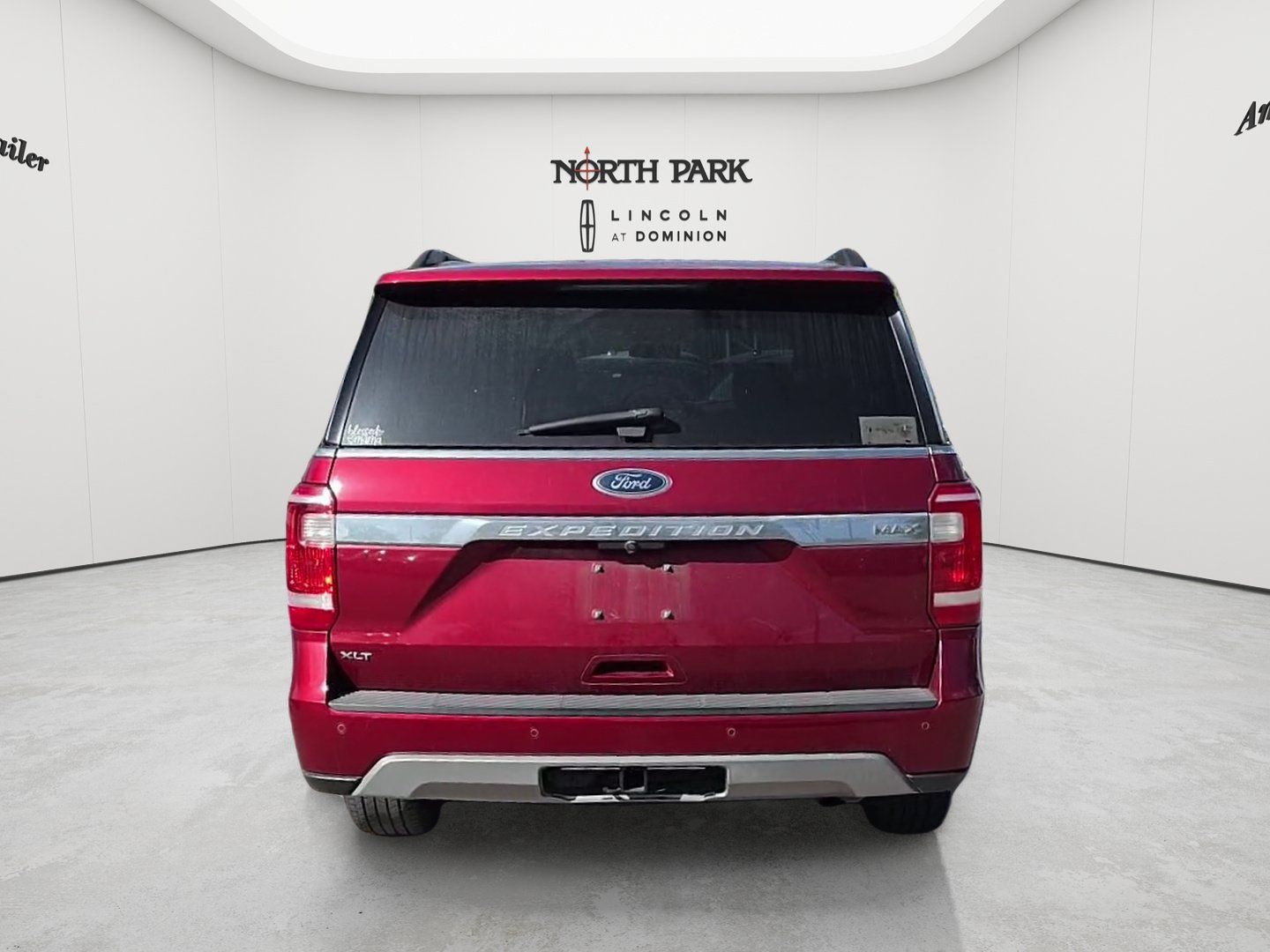 Used 2019 Ford Expedition Max XLT w/ Equipment Group 201A RWD image 4